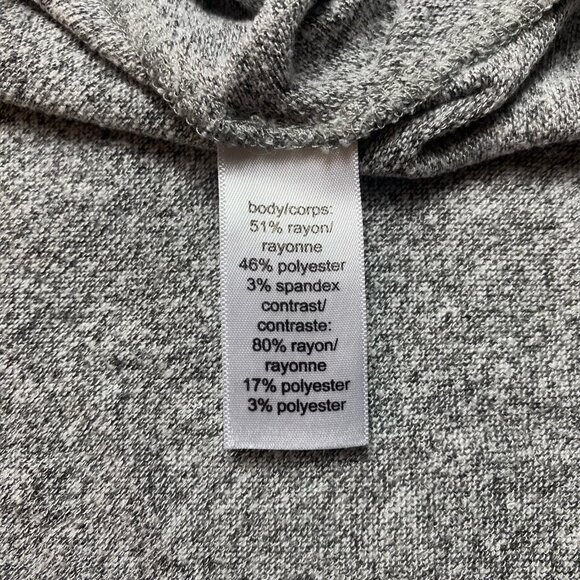 Maurices Colorblock Twisted Hem Tee T-shirt Womens Medium Soft Grey Black White - Picture 4 of 9